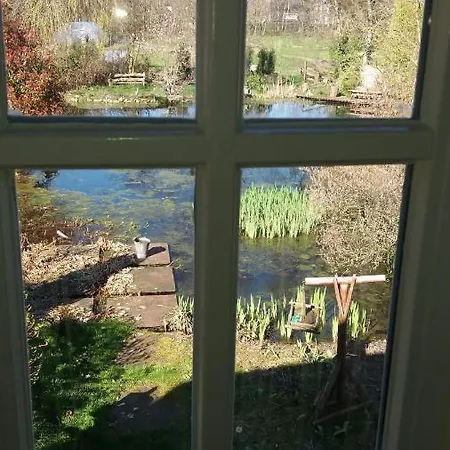 De Geheime Tuin - Uitzicht לינה וארוחת בוקר 4*