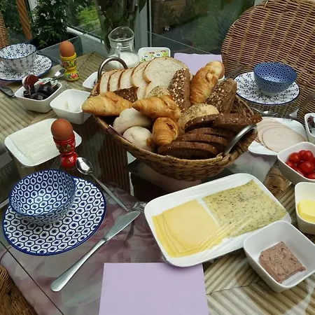 De Geheime Tuin - Uitzicht לינה וארוחת בוקר 4*